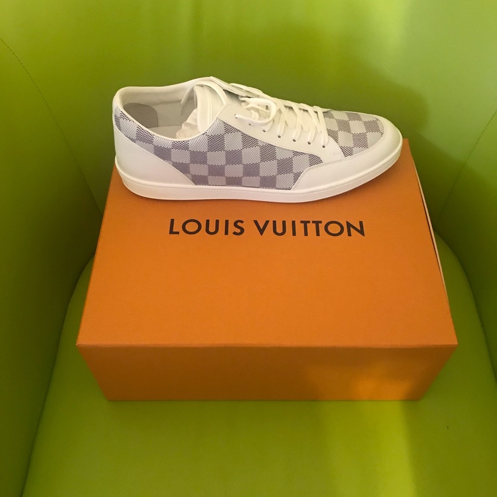 BRAND NEW AUTHENTIC LOUIS VUITTON SNEAKER!!